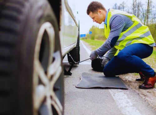 City Sprint Towing and Roadside is not just a service; it's a commitment to your peace of mind on the road. Join us on this journey. Call us.